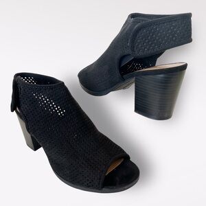 Seychelles Boho Peep Toe Block Heel Fabric Upper Perforated Bootie Junea Size 8